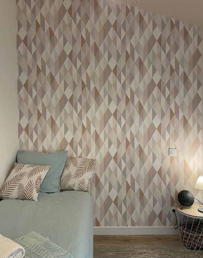 Les Martres-de-Veyre Bel Appartement Chic Et Cosy. מראה חיצוני תמונה